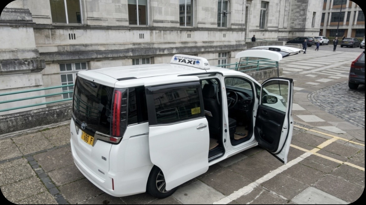 TaxiCity Southampton council-licensed Hackney Carriage